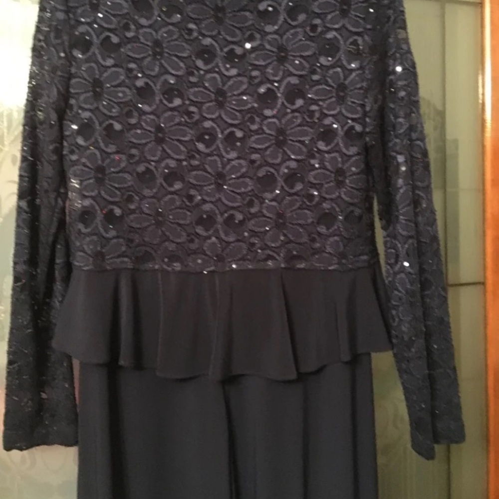 Casual dress knee length size 6 - Picture 5 of 5